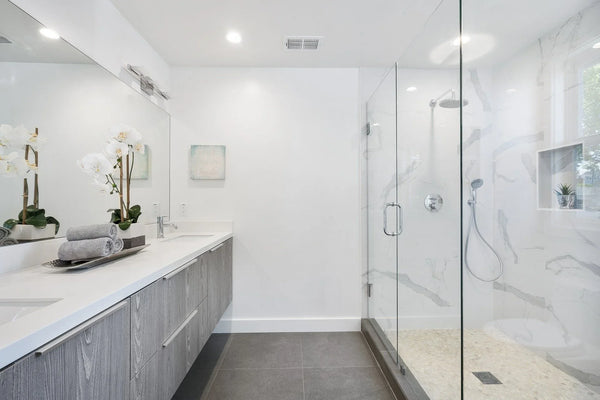 6 Bathroom Mirrors That Can Transform Your Space - Mood Living 